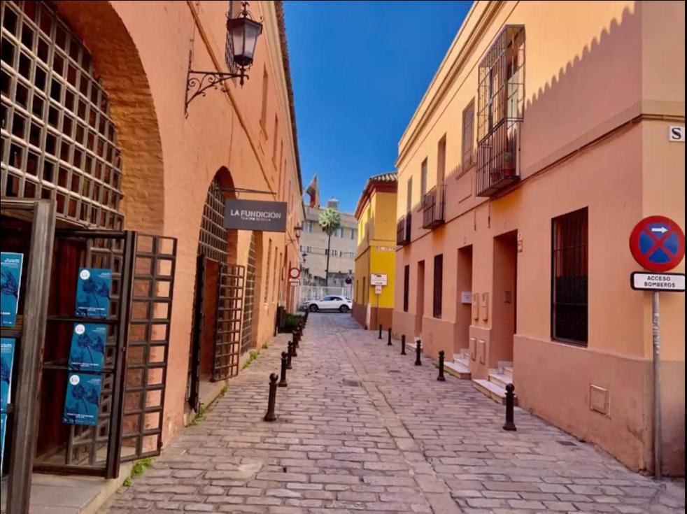 Apartamento Torre De La Plata Sevilla Dış mekan fotoğraf